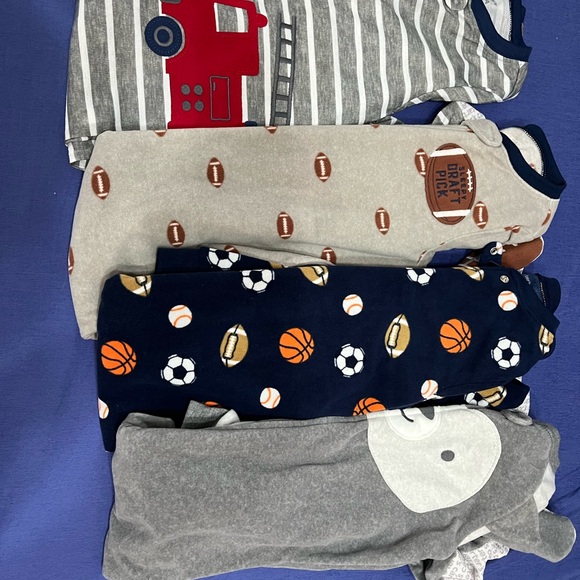 NWT Carters 4T pajamas - Picture 1 of 5